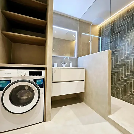 Le Musti - A L'entree Du Viel * Antibes