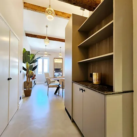 Le Musti - A L'entree Du Viel